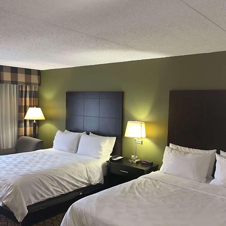 Wyndham Garden Totowa Hotel Exterior foto